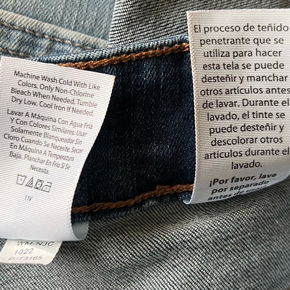 Time and Tru Dark Blue Cropped Ankle Jeans - Picture 4 of 6